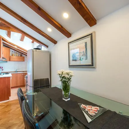 Apartment Lapad Tolja *